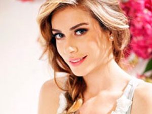 Aşk Sinem Kobal'ı çok değiştirdi
