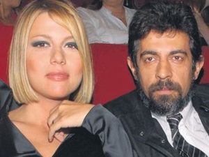 Okan Bayülgen eşinden boşandı