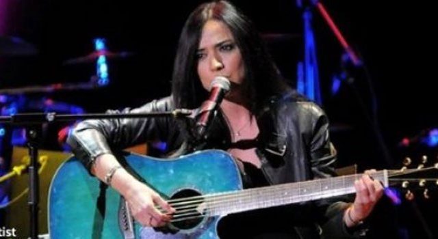 Banu Güven sahneye çıkıyor