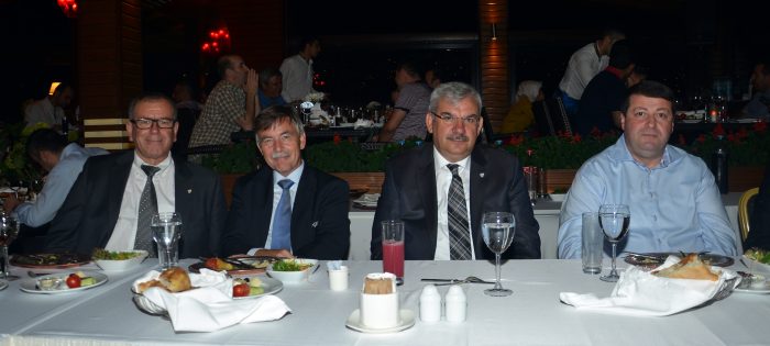 Bursaspor'dan Chikhura yönetimine yemek