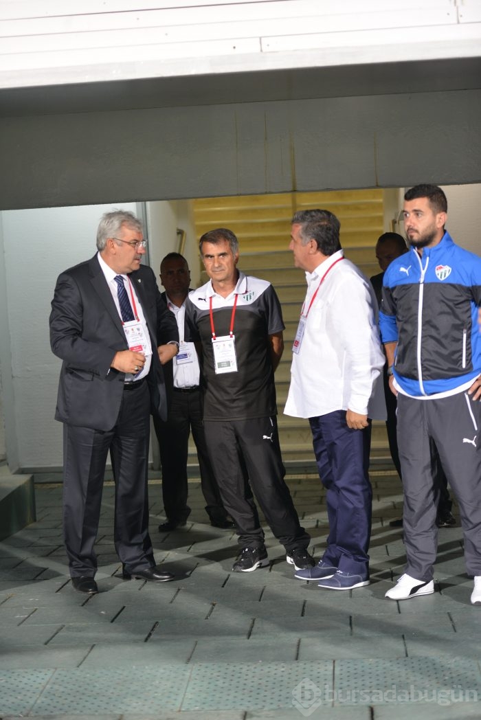 Bursaspor Chikhura Sachkhere duvarını aşamadı:0-0
