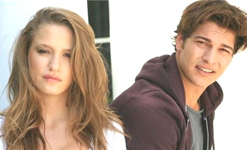 Çağatay Ulusoy ve Serenay Sarıkaya aşkında süpriz final