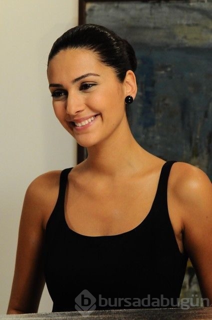 Bergüzar Korel'den Gazze mesajı