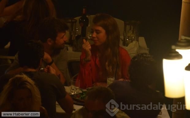 Yalın tatilde sevgilisiyle kavga etti