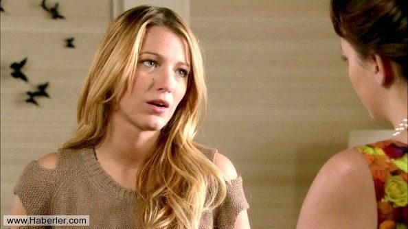 Blake Lively düğünde gelinliğim yandı