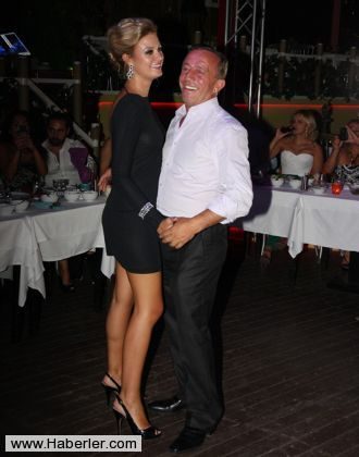 Ali Ege,Ağaoğlu gibi büyümüyor.