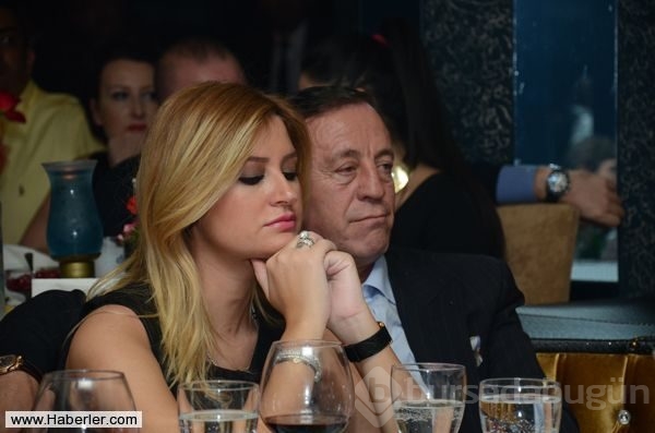 Ali Ege,Ağaoğlu gibi büyümüyor.