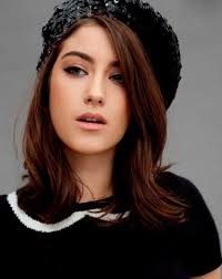 Hazal Beren'i geçti
