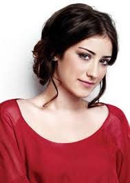 Hazal Beren'i geçti