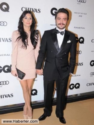 Ahmet Kural ve Burcu Kıratlı Çeşme'de pişti oldu