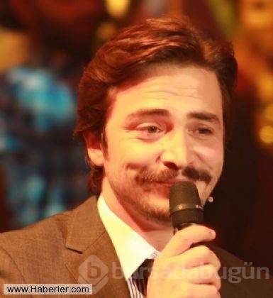 Ahmet Kural ve Burcu Kıratlı Çeşme'de pişti oldu