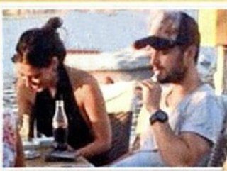 Murat Boz yeni sevgilisiyle tatilde