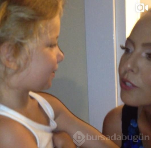 Ebru Gündeş,Antalya'daki Sueno Otel'de konser verdi