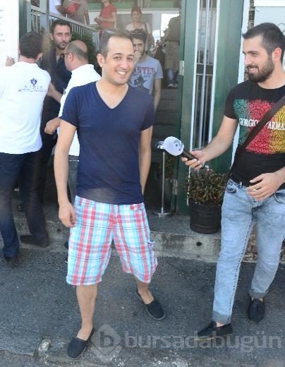 Sarp Apak'a tatil yok!