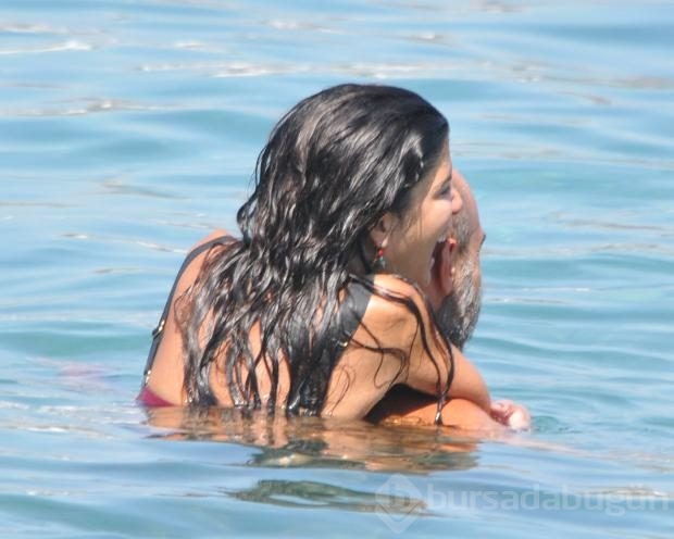 Playboy  Berk Suyabatmaz Deniz Marşan'la tatilde