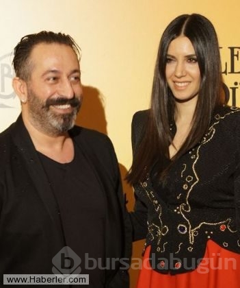 Cem Yılmaz ailesiyle oğlu Kemal'in 2. yaş gününü kutladı