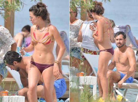 Özge Özpirinçci'nin aşk tatili devam ediyor