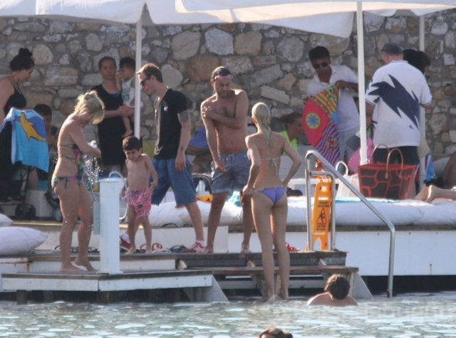 Serdar Ortaç'a terapi gibi tatil!