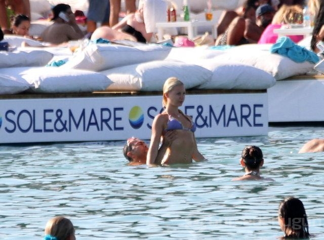 Serdar Ortaç'a terapi gibi tatil!