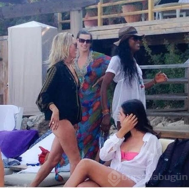Kate Moss ve Naomi Campbell Bodrum'da ortalığı birbirine kattı