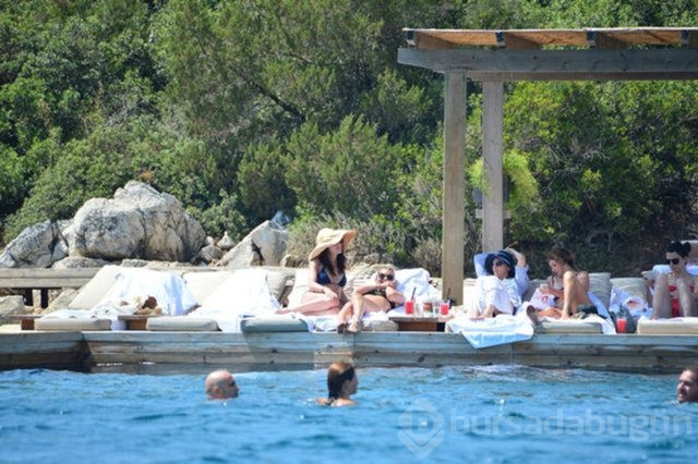 Kate Moss ve Naomi Campbell Bodrum'da ortalığı birbirine kattı