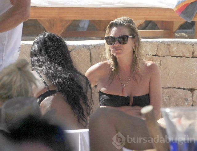 Kate Moss ve Naomi Campbell Bodrum'da ortalığı birbirine kattı