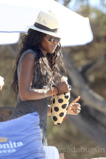 Kate Moss ve Naomi Campbell Bodrum'da ortalığı birbirine kattı