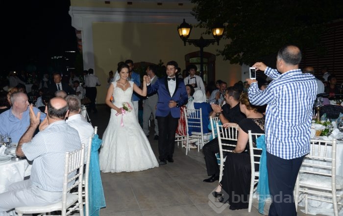 Gülnaz Kazar ve Serdar Ertan mutluluğa yelken açtı...