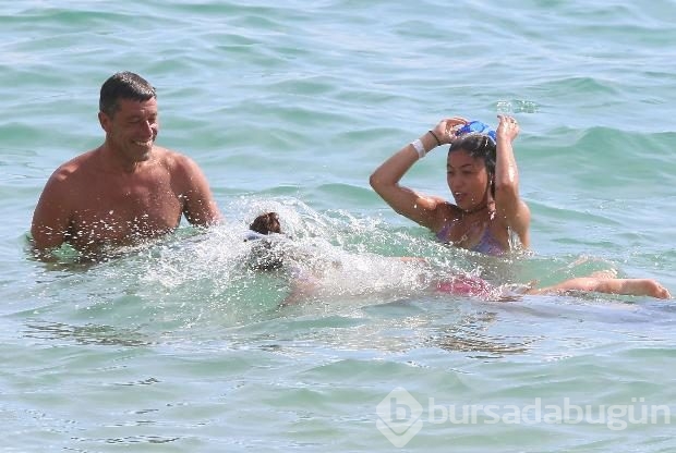 Lourdes Leon tatile devam ediyor