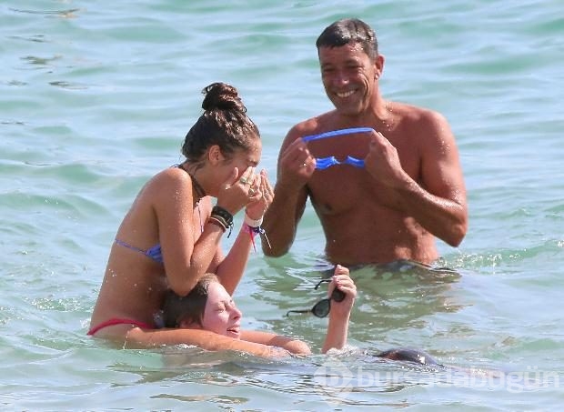 Lourdes Leon tatile devam ediyor