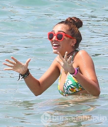 Lourdes Leon tatile devam ediyor