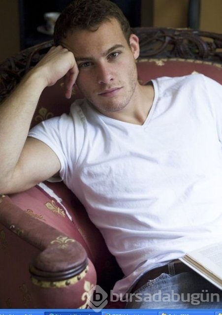 Kerem Bursin'in hiç bilinmeyen yönü!