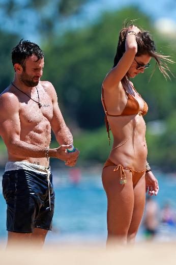 Alessandra Ambrosio tatilde