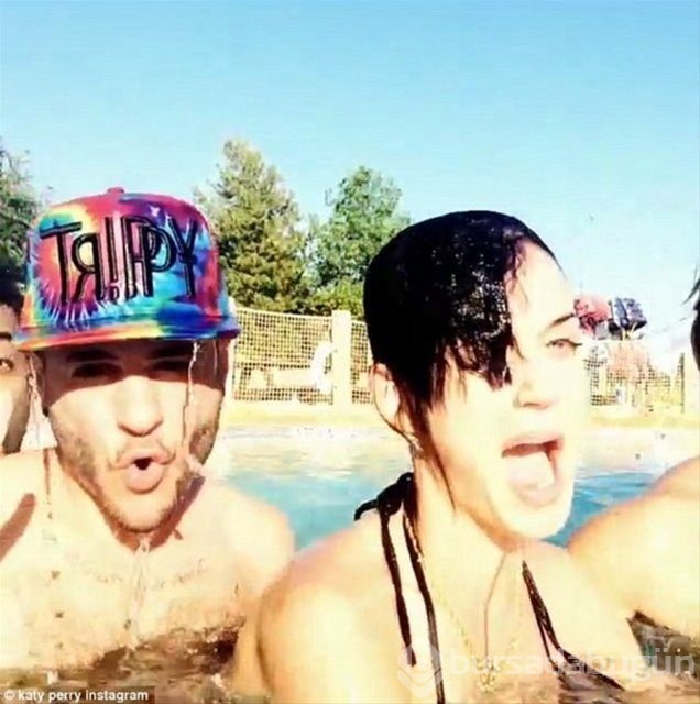 Katy Perry tatilde