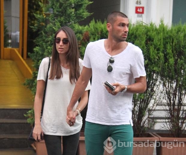 Burak Yılmaz'dan eşine jest