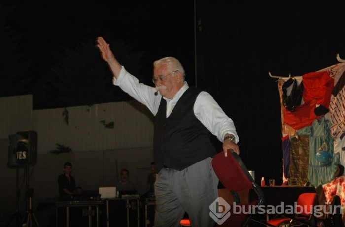 Levent Kırca 'Haziran' ile Bursa'yı salladı...