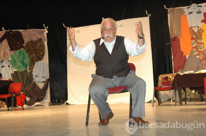Levent Kırca 'Haziran' ile Bursa'yı salladı...