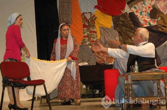 Levent Kırca 'Haziran' ile Bursa'yı salladı...