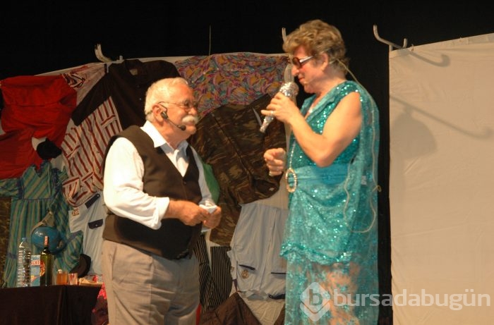 Levent Kırca 'Haziran' ile Bursa'yı salladı...