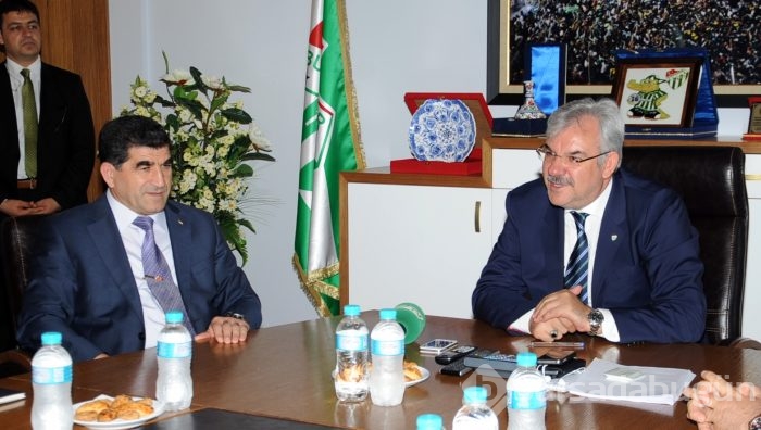 Emniyet müdürü Durmuşlar'dan Bursaspor'a ziyaret