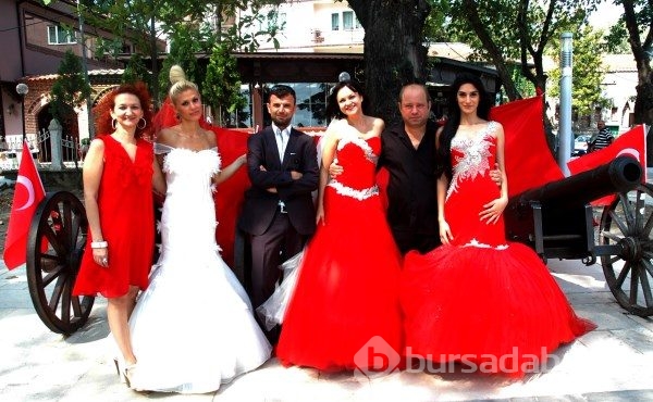 Bursalı mankenlerden dünyaya anlamlı mesaj!