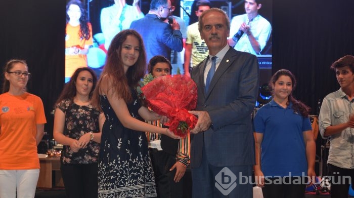 Kent Gönüllüleri'nde 'İrem Derici' coşkusu...