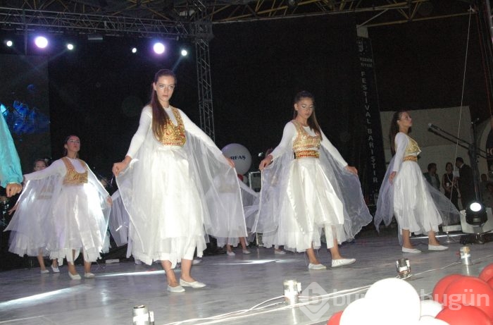 Kent Gönüllüleri'nde 'İrem Derici' coşkusu...