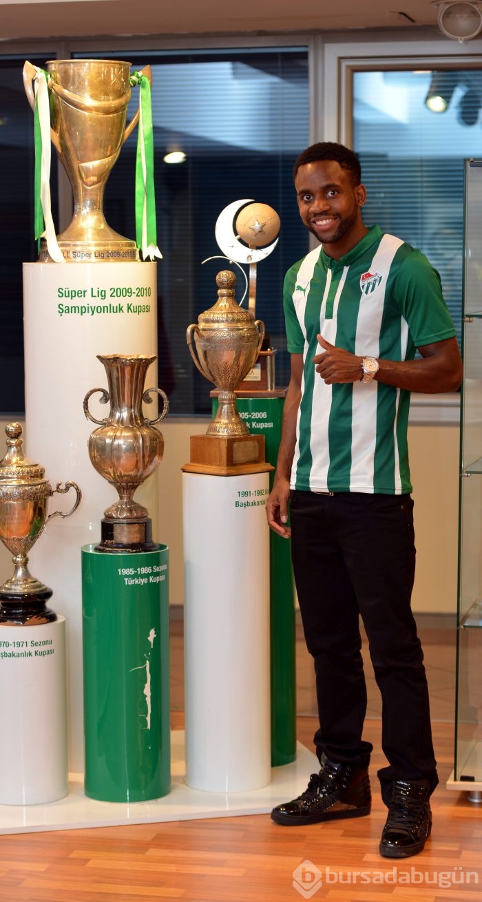 Bakambu resmen Bursaspor'da