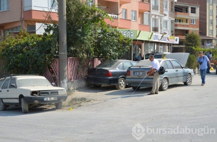 Bursa'da tamir için bir arabanın altındayken silahlı saldırıya uğradı!