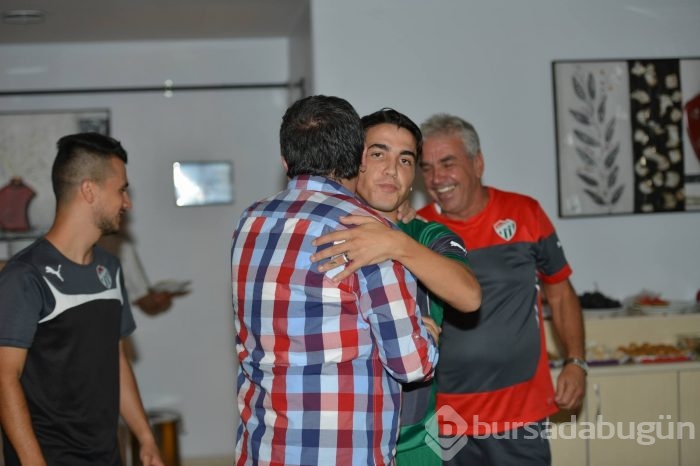 Jouse'ye sürpriz doğum günü kutlaması