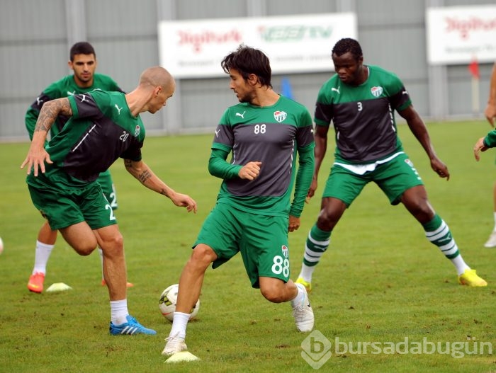 Bursaspor'da neşeli antrenman