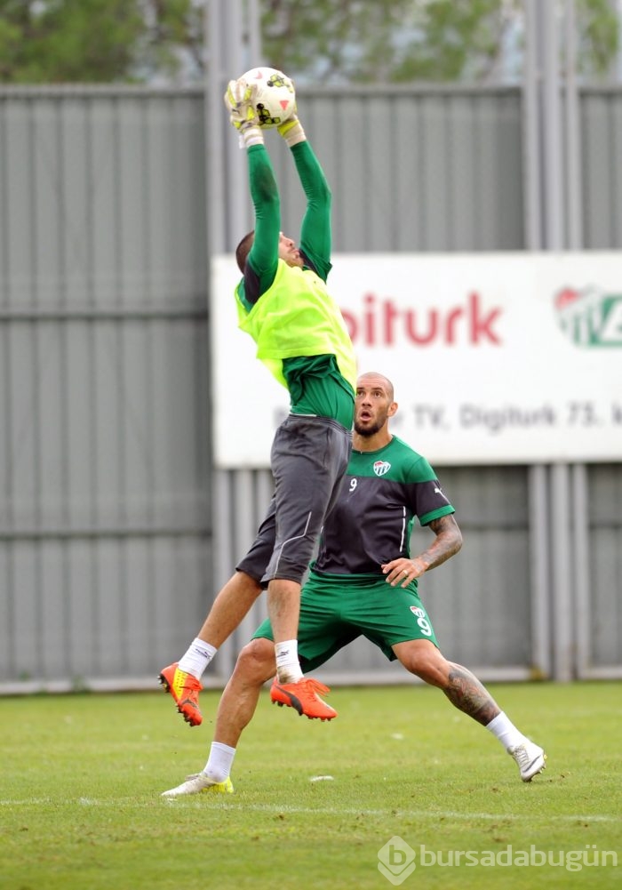 Bursaspor'da neşeli antrenman