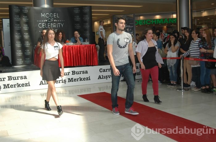 Model Of Celebrity, Carrefour Bursa AVM'de