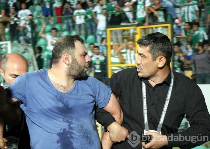 Bursa'da maç sonunda ortalık karıştı!